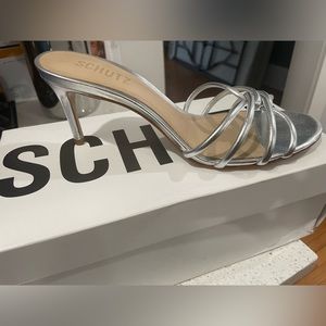 Fun metallic sandal never worn! Schutz Rachel Casual Metallic Leather Sandal